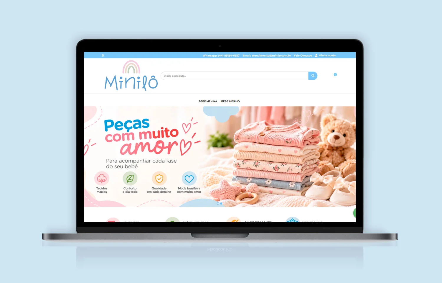 Página inicial da loja virtual Minilô, implantada na plataforma Ampli Ecommerce, com identidade visual em tons pastel e catálogo de moda bebê para meninas e meninos.
